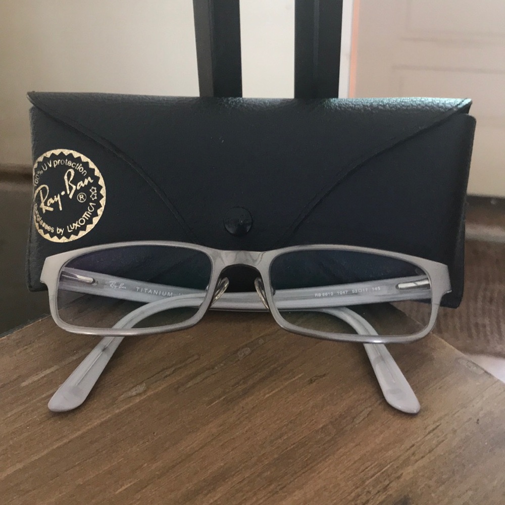 Rayban Eyeglasses with case